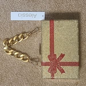 Alessia Purse (NWT)